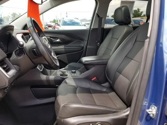2024 GMC Terrain Vehicle Photo in ELYRIA, OH 44035-6349