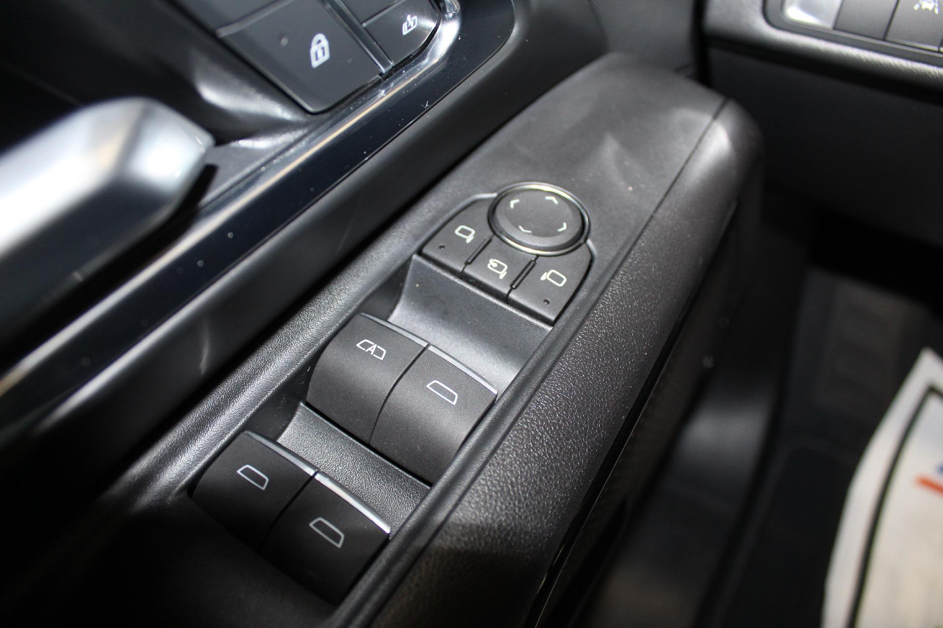 2025 Chevrolet Silverado EV Vehicle Photo in NORTHAMPTON, MA 01060-1120
