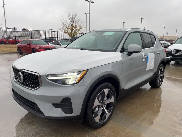 2025 Volvo XC40 Vehicle Photo in Grapevine, TX 76051
