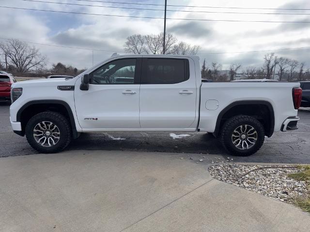 2023 GMC Sierra 1500 Vehicle Photo in MANHATTAN, KS 66502-5036