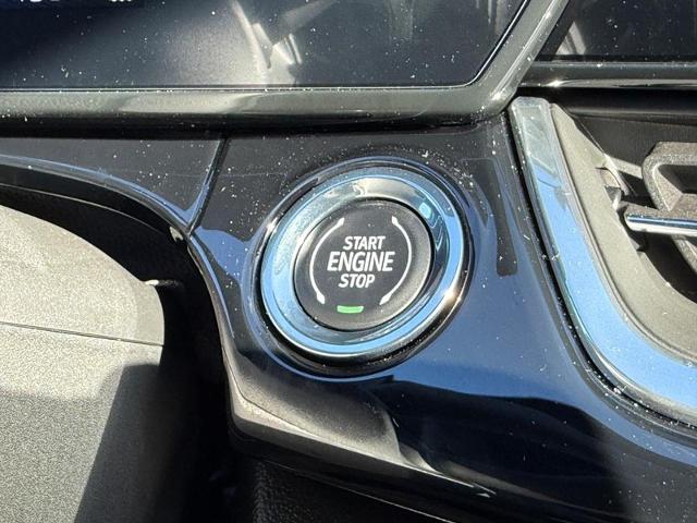 2025 Chevrolet Trax Vehicle Photo in COLUMBIA, MO 65203-3903