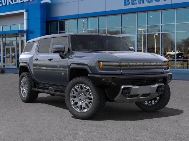2025 GMC HUMMER EV SUV Vehicle Photo in OSHKOSH, WI 54904-7811