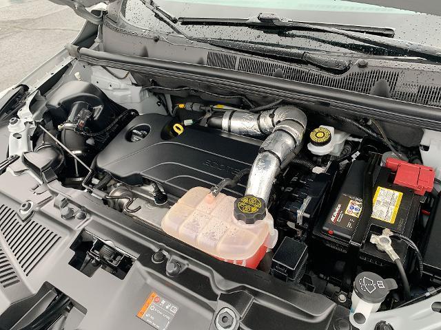 2022 Chevrolet Trax Vehicle Photo in MOON TOWNSHIP, PA 15108-2571
