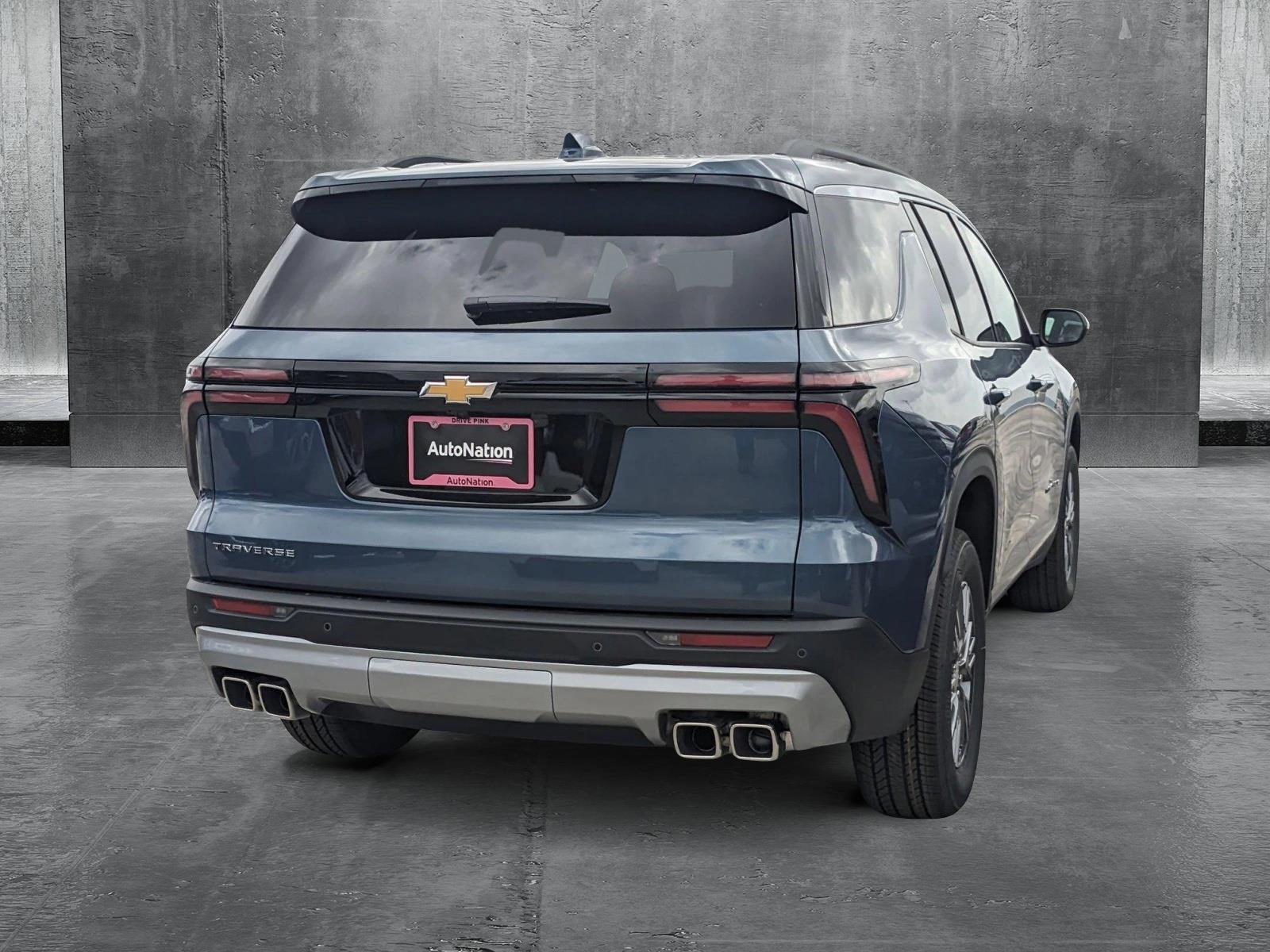 2025 Chevrolet Traverse Vehicle Photo in MIAMI, FL 33172-3015