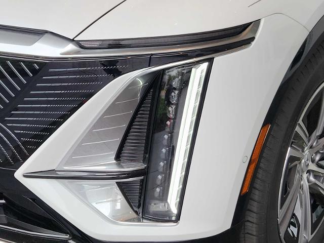 2025 Cadillac LYRIQ Vehicle Photo in HOUSTON, TX 77079