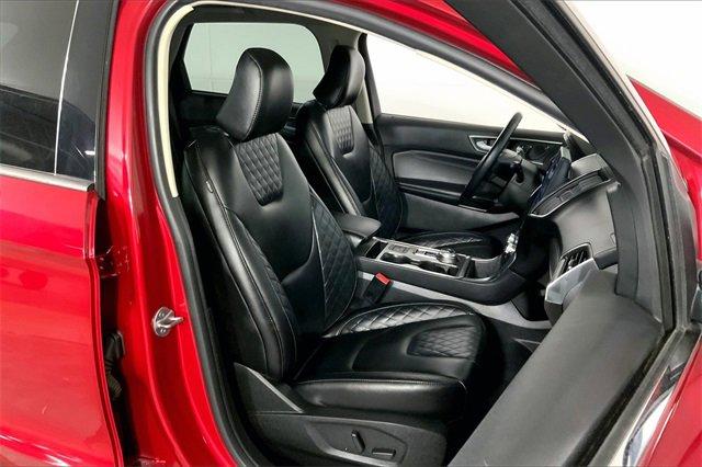 2023 Ford Edge Vehicle Photo in INDEPENDENCE, MO 64055-1314