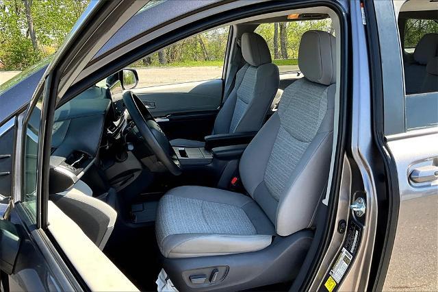 2021 Toyota Sienna Vehicle Photo in Tulsa, OK 74145