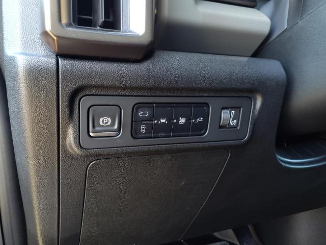2024 GMC HUMMER EV SUV Vehicle Photo in Denton, TX 76205