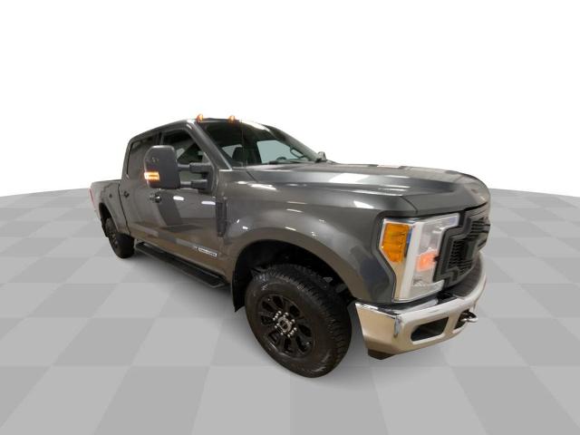 Used 2017 Ford F-250 Super Duty XLT with VIN 1FT7W2BT3HEC92466 for sale in Manchester, IA