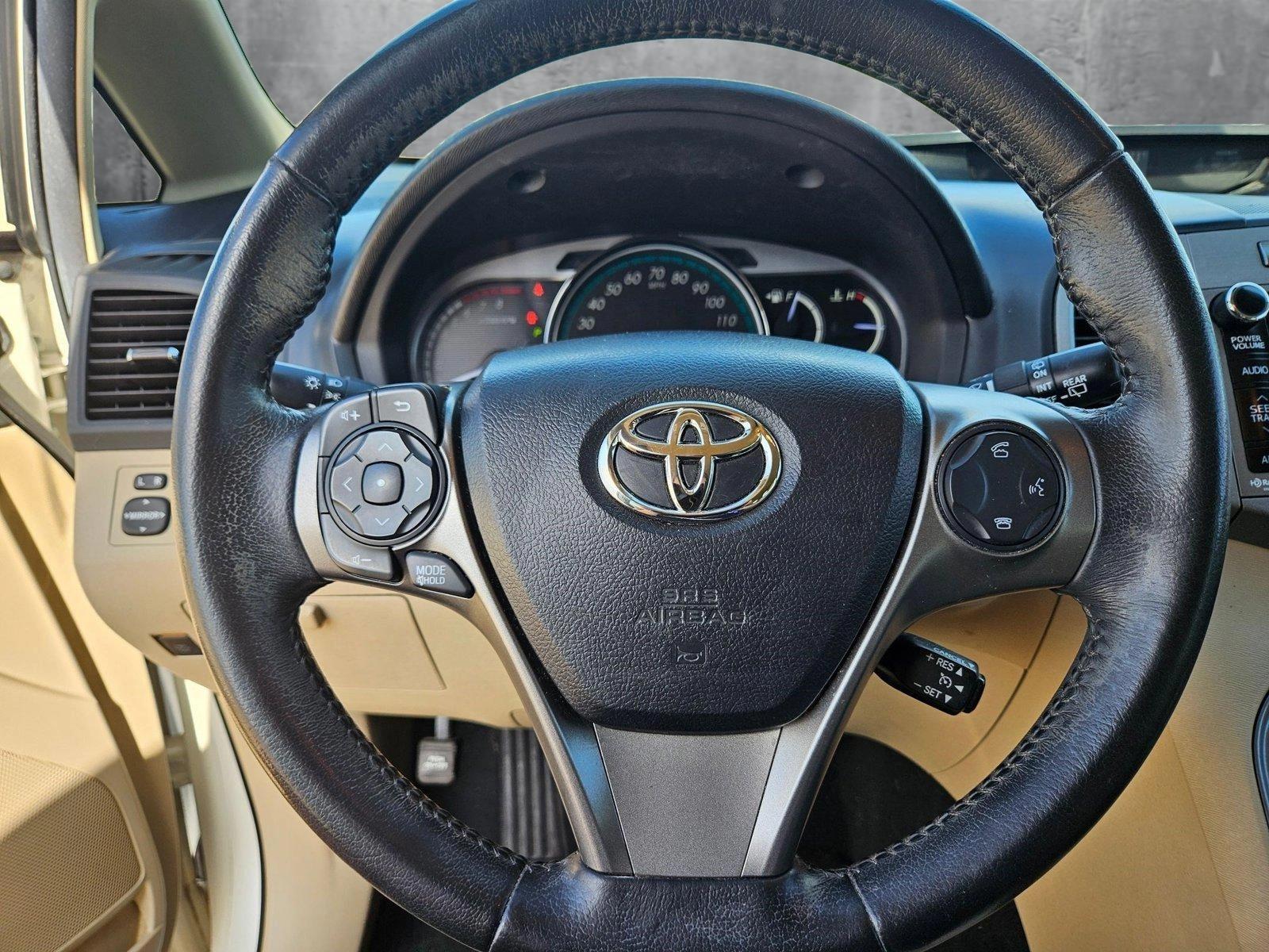 2013 Toyota Venza Vehicle Photo in WACO, TX 76710-2592