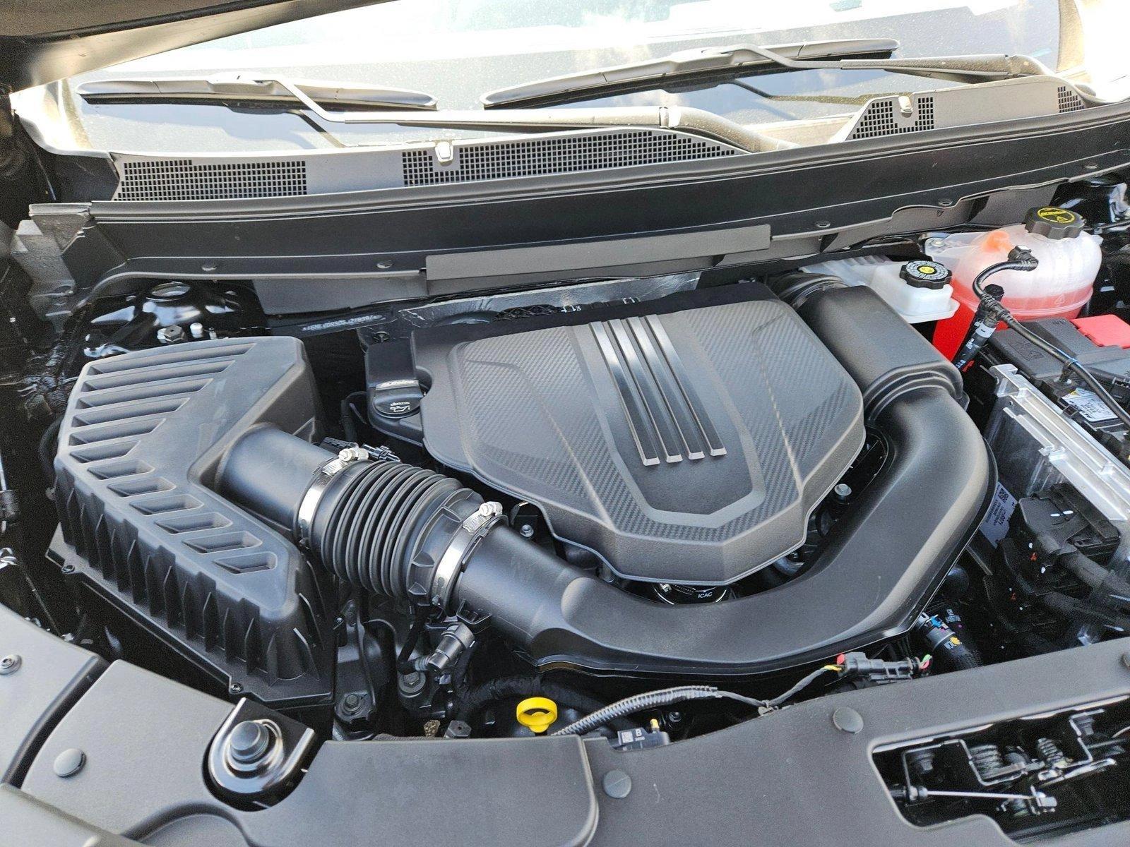 2025 Chevrolet Traverse Vehicle Photo in PEORIA, AZ 85382-3715