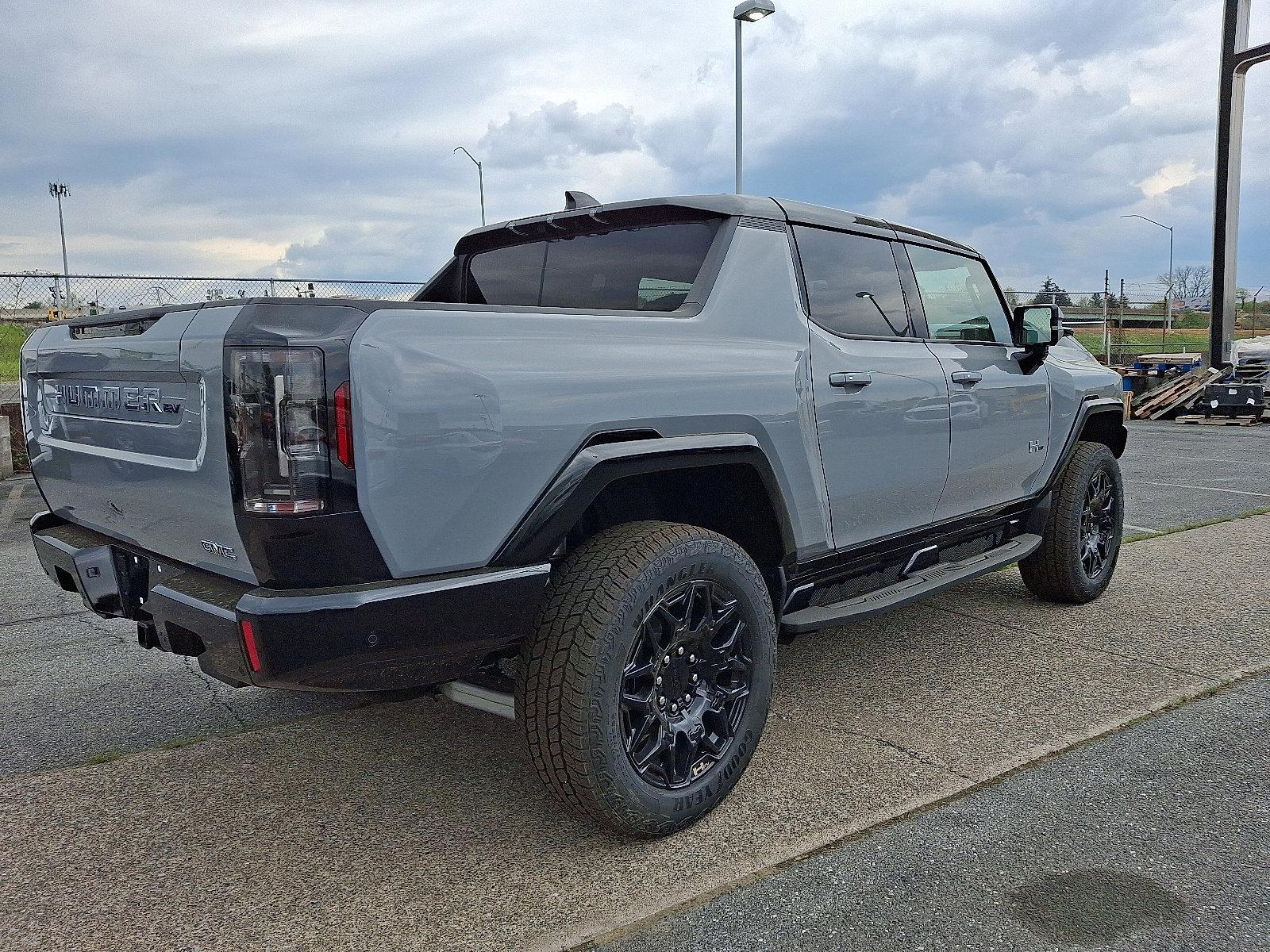 2025 GMC HUMMER EV Pickup Vehicle Photo in HARRISBURG, PA 17111-1033