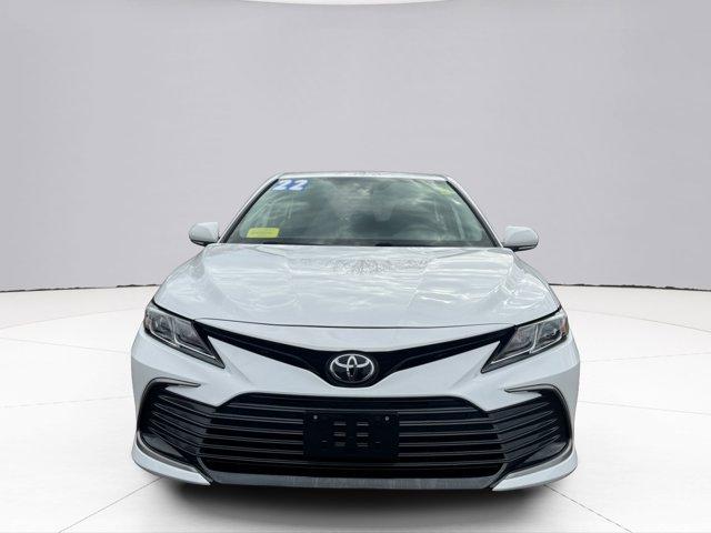 2022 Toyota Camry Vehicle Photo in LEOMINSTER, MA 01453-2952