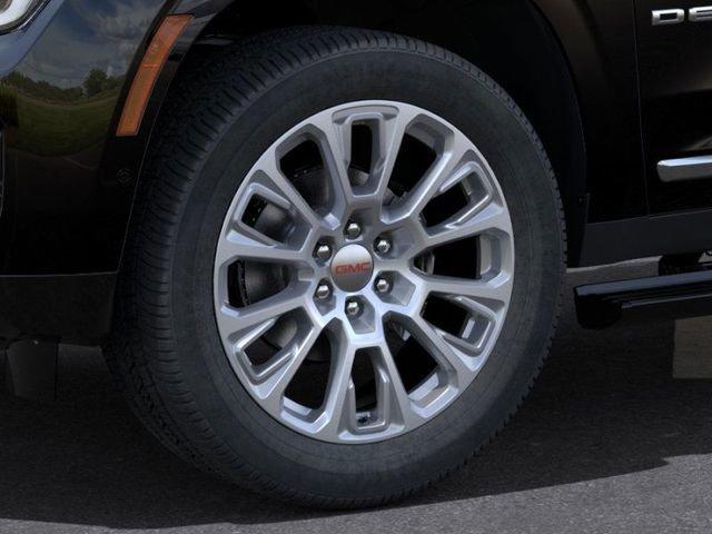 2025 GMC Yukon XL Vehicle Photo in MEDINA, OH 44256-9631
