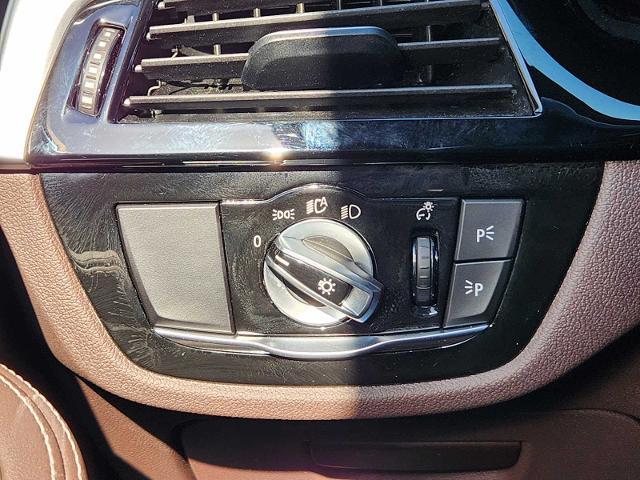 2023 BMW 540i xDrive Vehicle Photo in PLANO, TX 75024