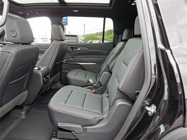 2025 Chevrolet Traverse Vehicle Photo in BERLIN, MD 21811-1121