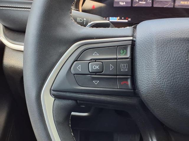 2023 Jeep Grand Cherokee L Vehicle Photo in San Antonio, TX 78230-1001