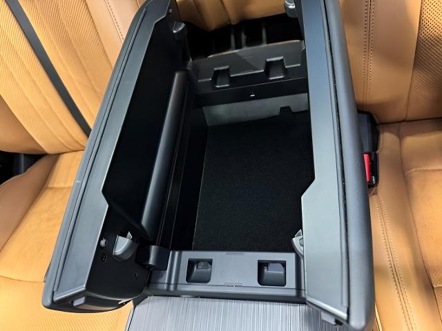 2025 Mazda CX-70 Vehicle Photo in Green Bay, WI 54304