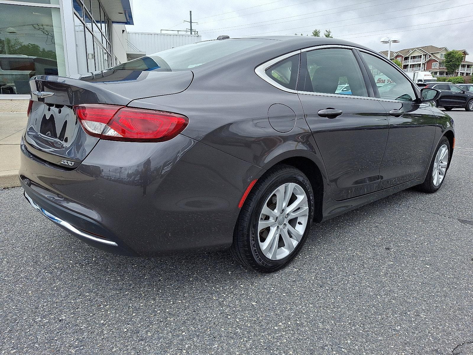 2015 Chrysler 200 Vehicle Photo in BETHLEHEM, PA 18017-9401