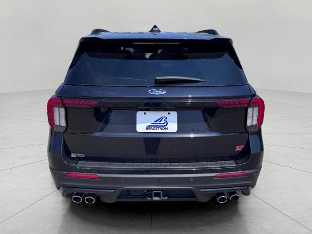 2025 Ford Explorer Vehicle Photo in Oshkosh, WI 54901