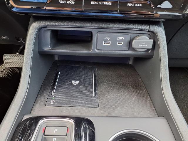 2025 Honda Pilot Vehicle Photo in Oshkosh, WI 54904