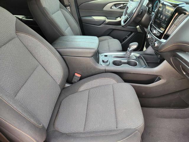 2021 Chevrolet Traverse Vehicle Photo in DENTON, TX 76210-9321