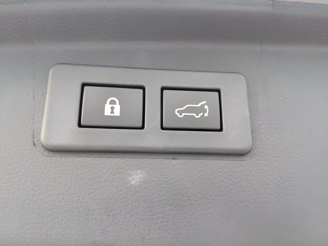 2025 Subaru Outback Vehicle Photo in Green Bay, WI 54304