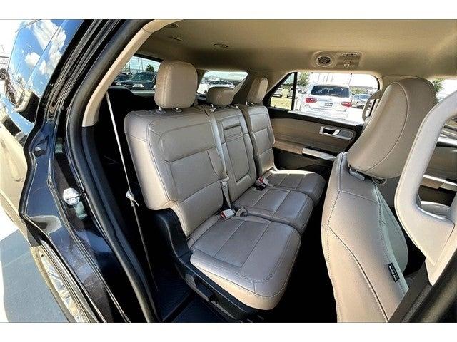 2023 Ford Explorer Vehicle Photo in Grapevine, TX 76051