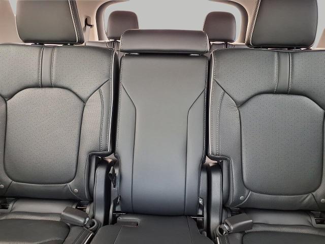 2025 Honda Pilot Vehicle Photo in Oshkosh, WI 54904