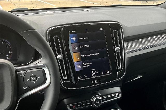 2022 Volvo XC40 Vehicle Photo in Houston, TX 77007