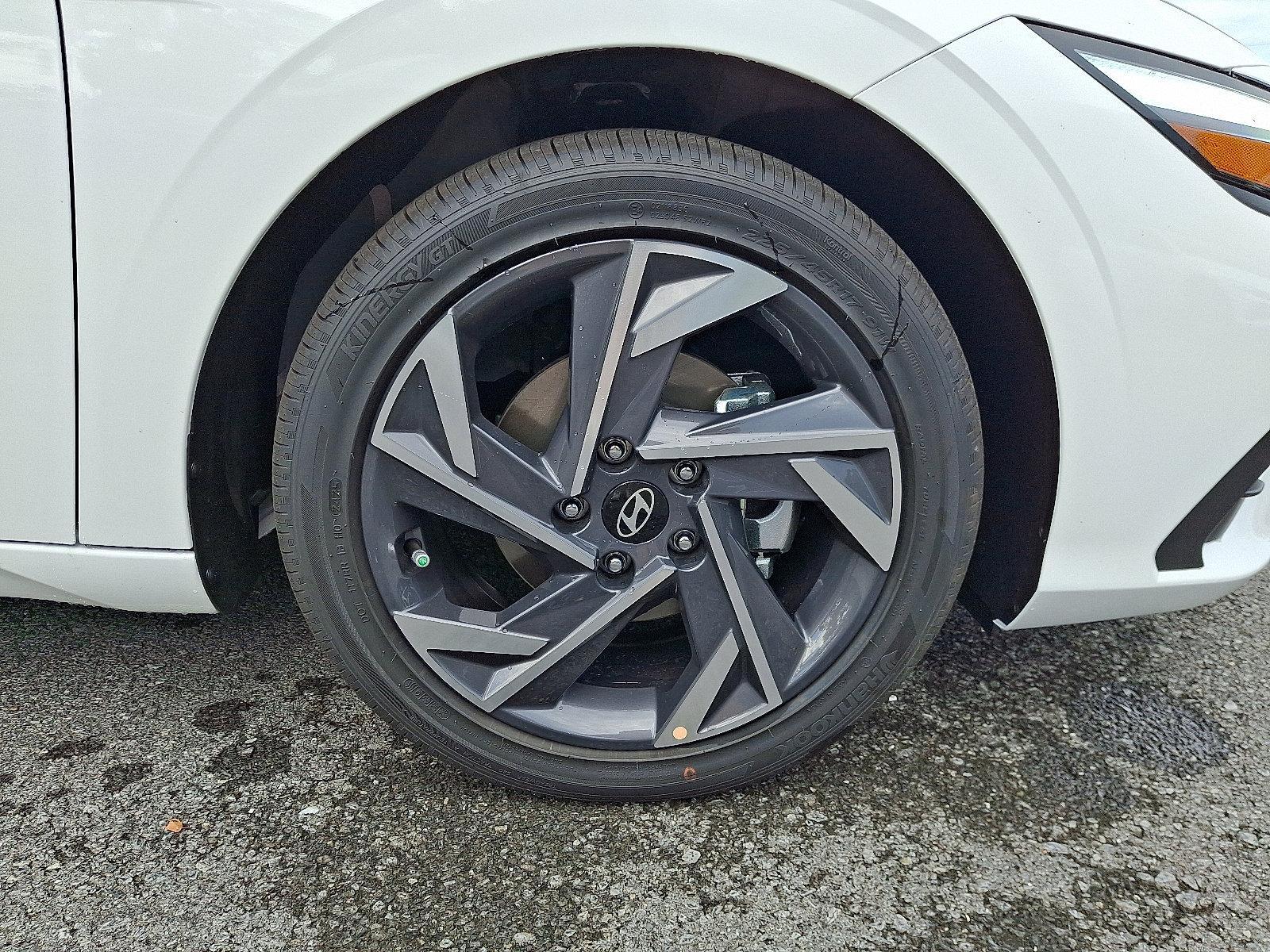 2025 Hyundai ELANTRA Vehicle Photo in Harrisburg, PA 17111