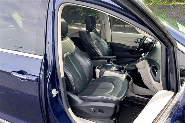 2018 Chrysler Pacifica Vehicle Photo in INDEPENDENCE, MO 64055-1314