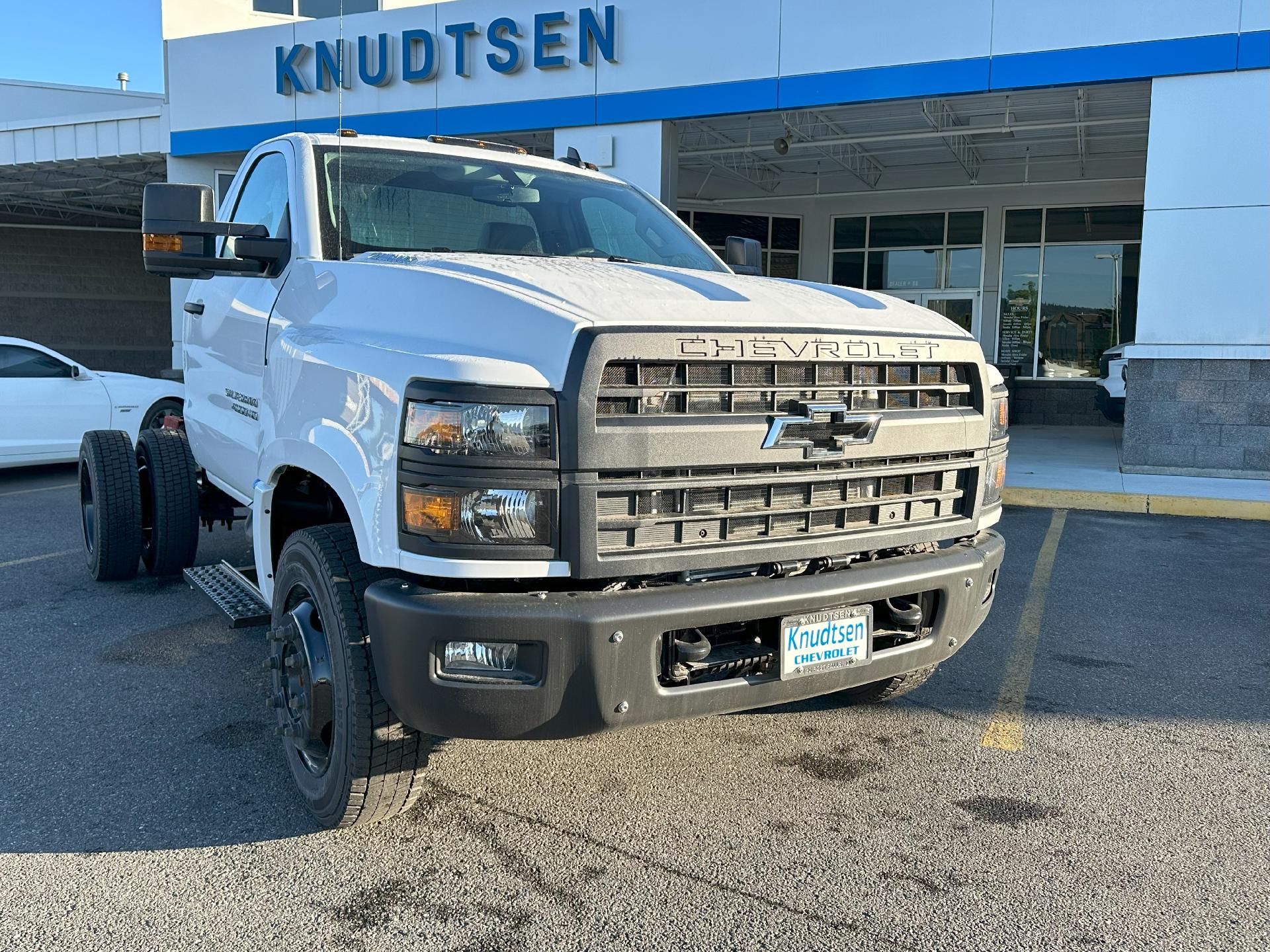 2023 Chevrolet Silverado 4500 HD Vehicle Photo in POST FALLS, ID 83854-5365