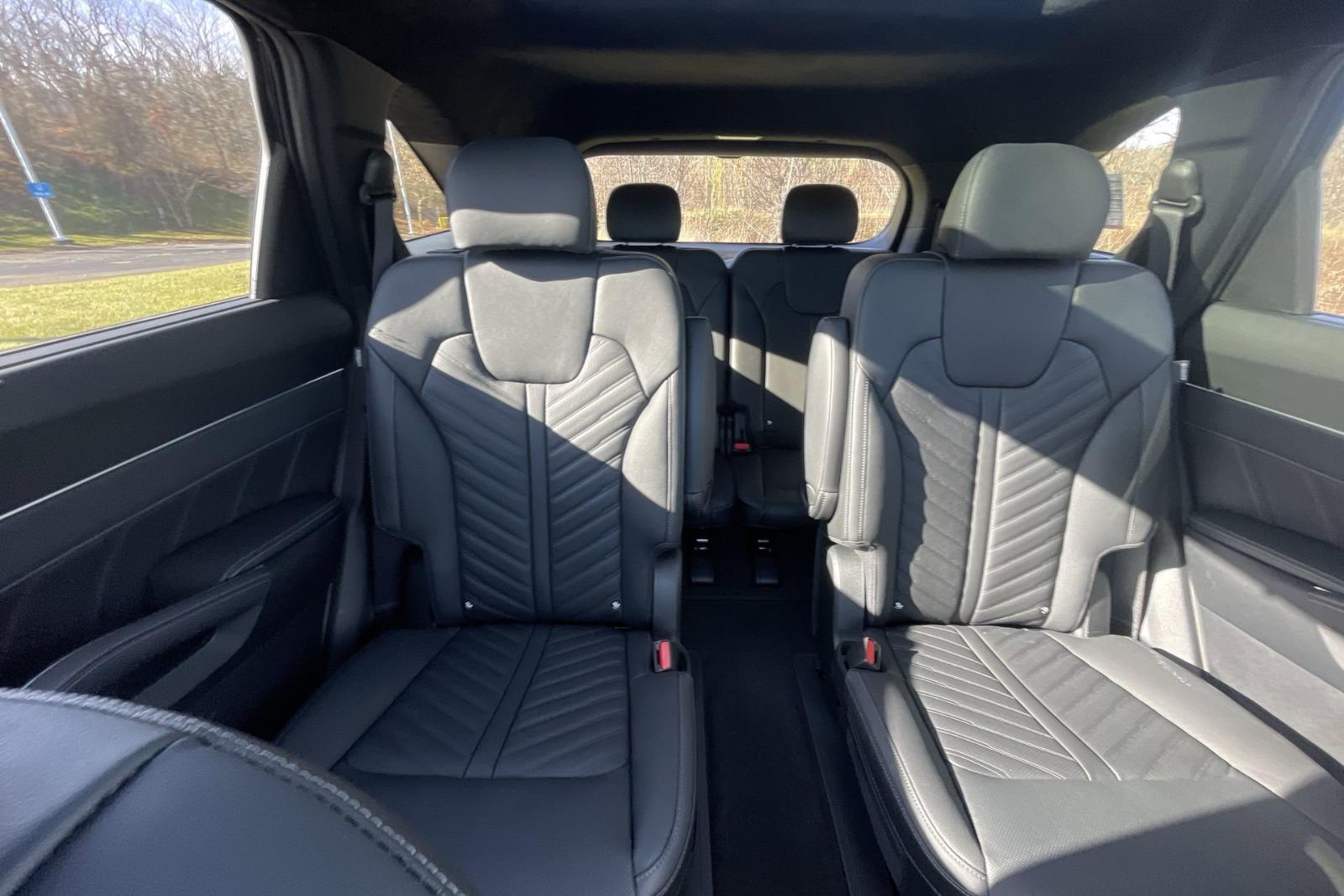 2025 Kia Sorento Vehicle Photo in Belle Vernon, PA 15012