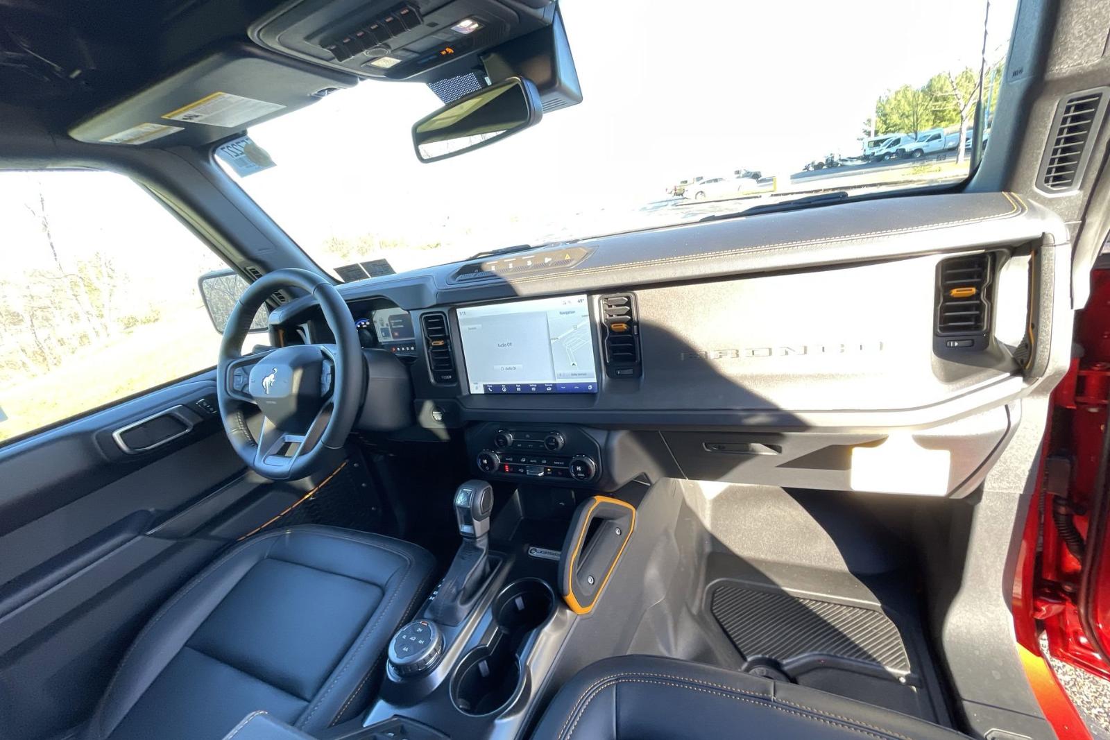 2024 Ford Bronco Vehicle Photo in Belle Vernon, PA 15012