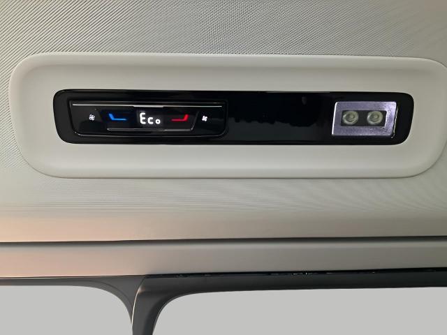 2025 Volkswagen ID. Buzz Vehicle Photo in Oshkosh, WI 54904