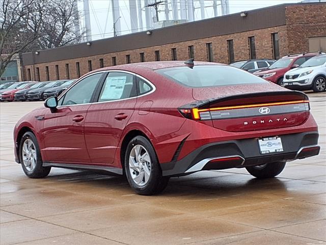 2025 Hyundai SONATA Vehicle Photo in Peoria, IL 61615