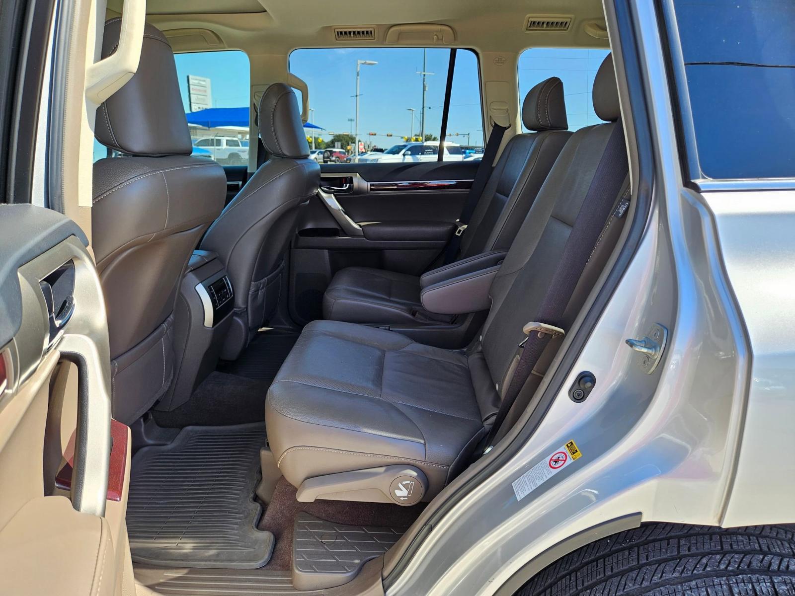 2017 Lexus GX 460 Vehicle Photo in Seguin, TX 78155