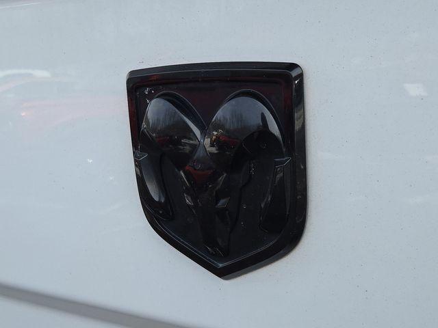 2019 Ram 1500 Classic Vehicle Photo in WATERTOWN, CT 06795-3318