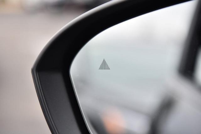 2025 Nissan Rogue Vehicle Photo in Ballwin, MO 63011