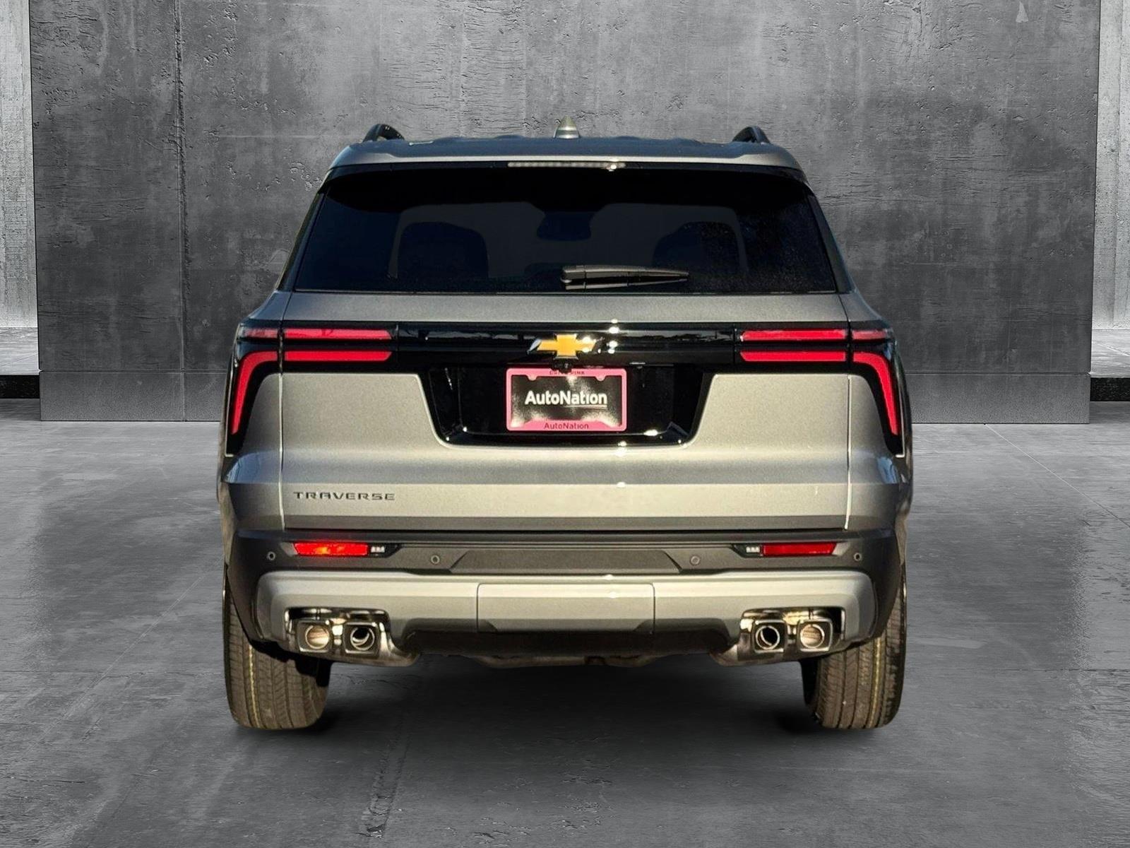 2025 Chevrolet Traverse Vehicle Photo in GREENACRES, FL 33463-3207