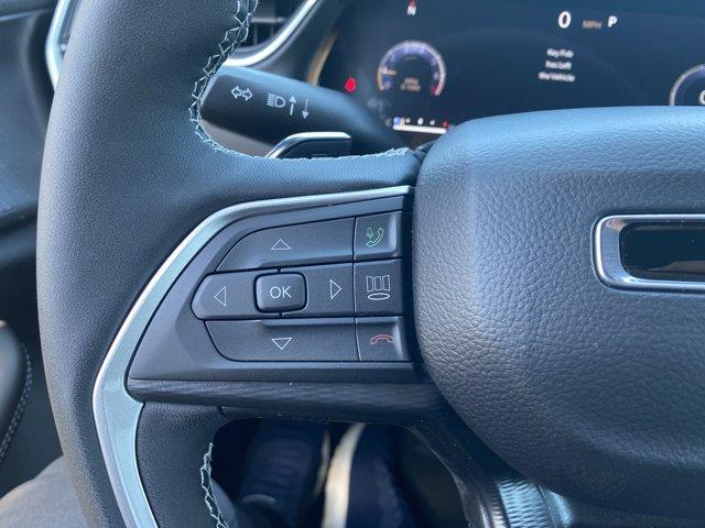 2025 Jeep Grand Cherokee Vehicle Photo in Doylsetown, PA 18901
