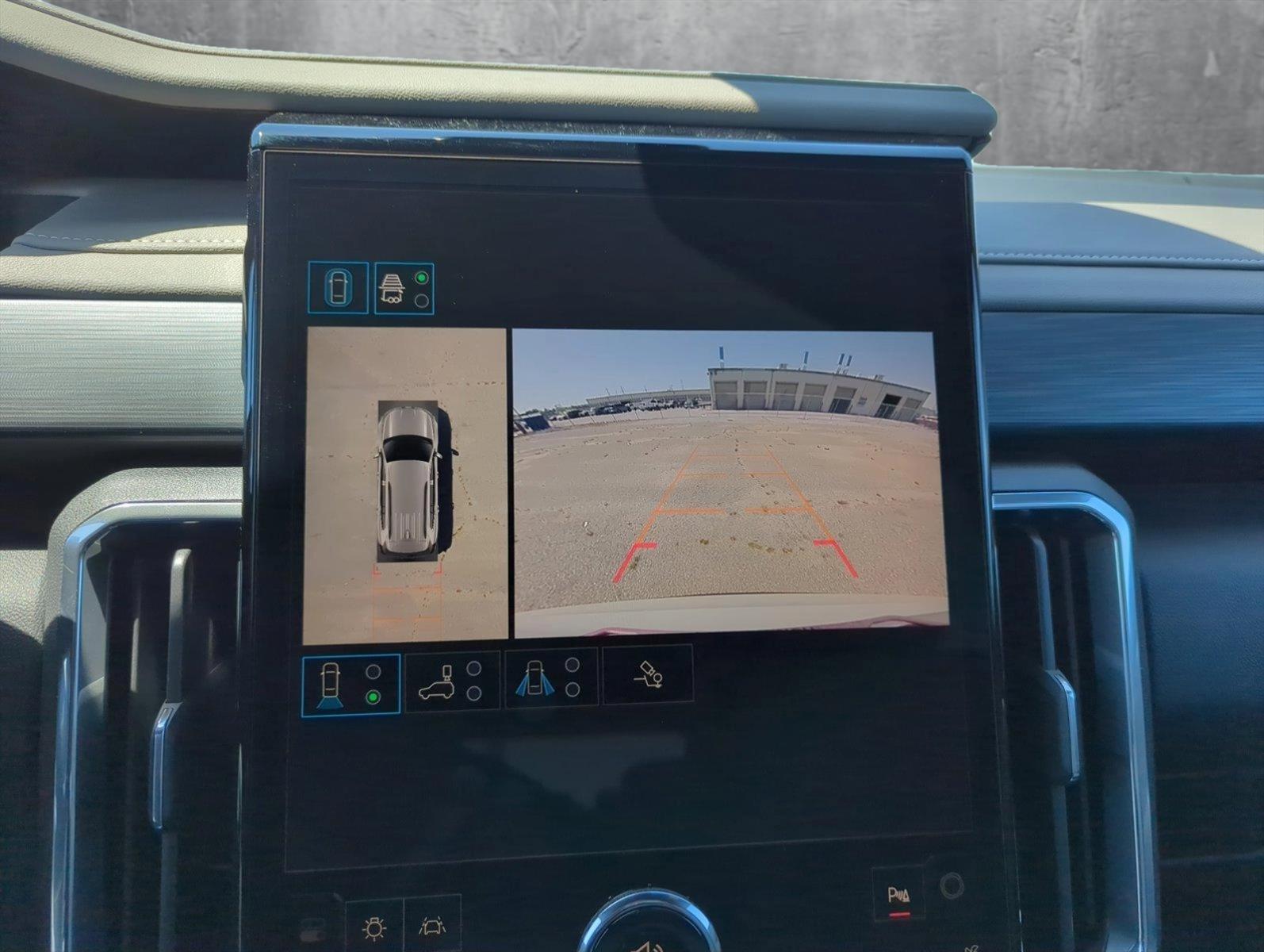 2025 GMC Acadia Vehicle Photo in MEMPHIS, TN 38115-1503