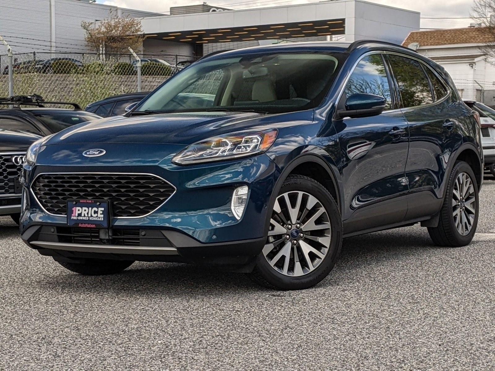 2020 Ford Escape Vehicle Photo in Cockeysville, MD 21030