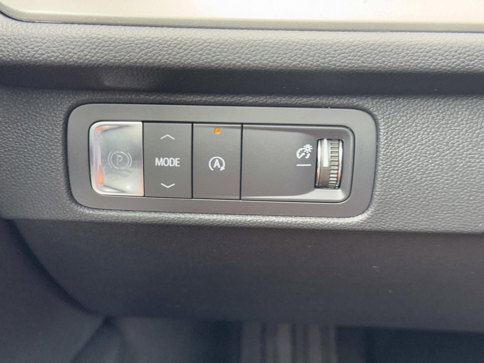 2025 Chevrolet Traverse Vehicle Photo in LOS ANGELES, CA 90007-3794