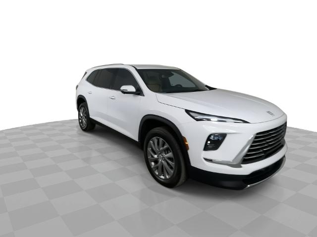 2025 Buick Enclave Vehicle Photo in GILBERT, AZ 85297-0402