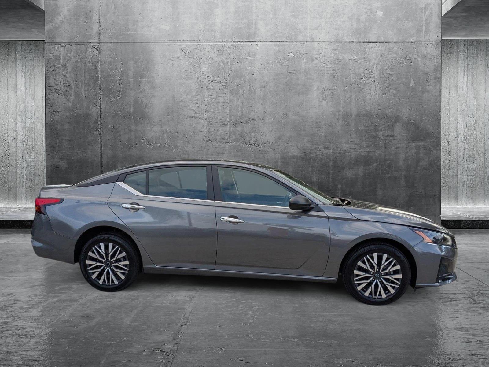 2024 Nissan Altima Vehicle Photo in Pembroke Pines , FL 33084