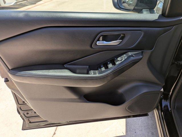 2025 Nissan Rogue Vehicle Photo in San Antonio, TX 78209