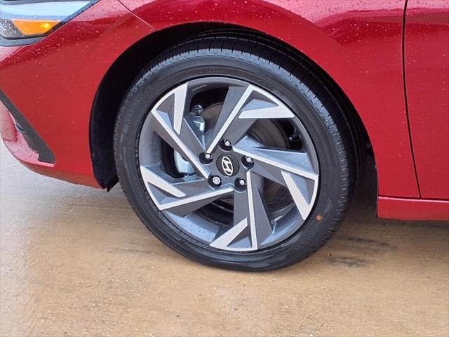 2025 Hyundai ELANTRA Hybrid Vehicle Photo in Peoria, IL 61615