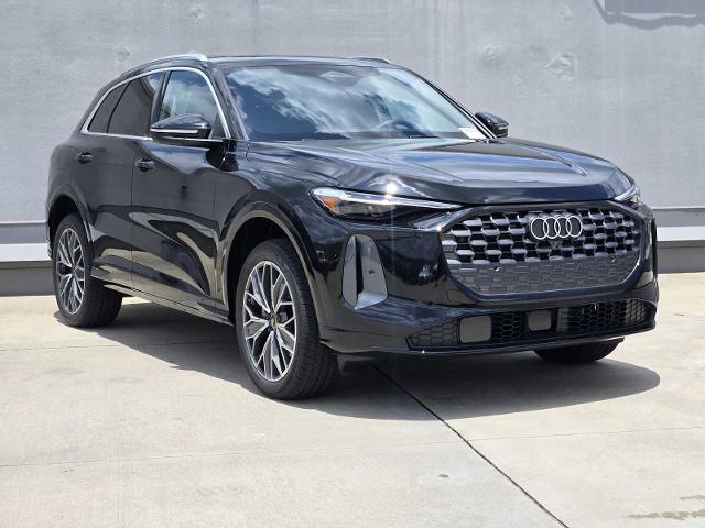 2025 Audi Q5 Vehicle Photo in SUGAR LAND, TX 77478